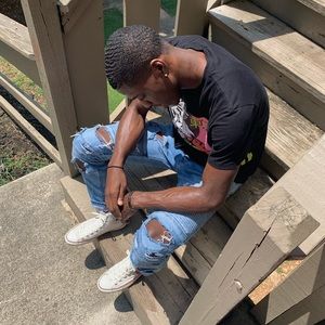 Meet your Posher, Elijah